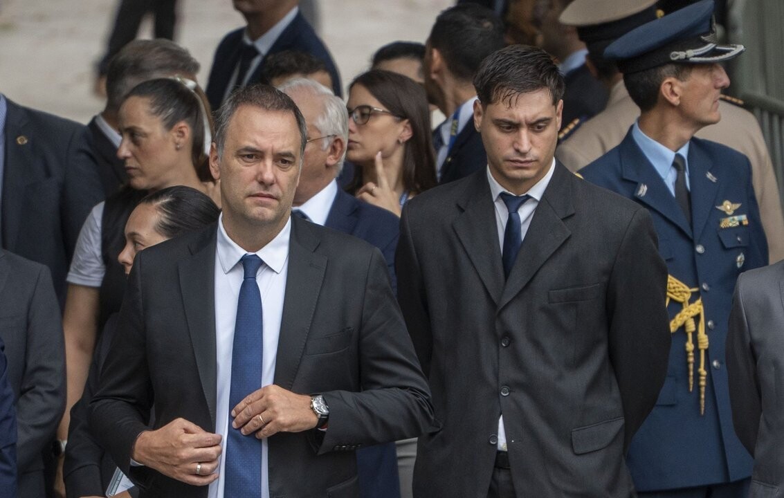 阿根廷内阁首长聘请律师调查私人飞机飞行案