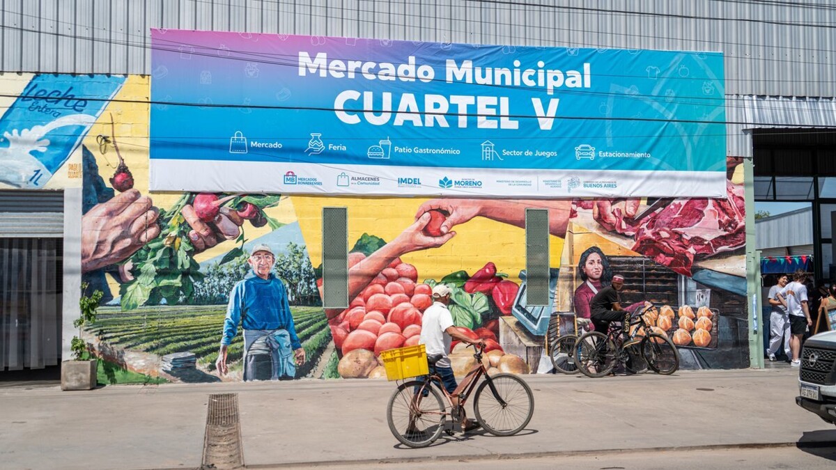 Муниципалитет Морено открыл обновленный рынок