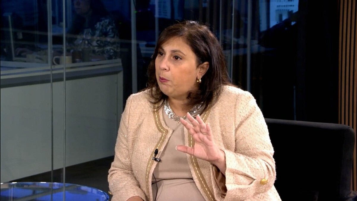 Политическая реакция на смену кабинета в Аргентине