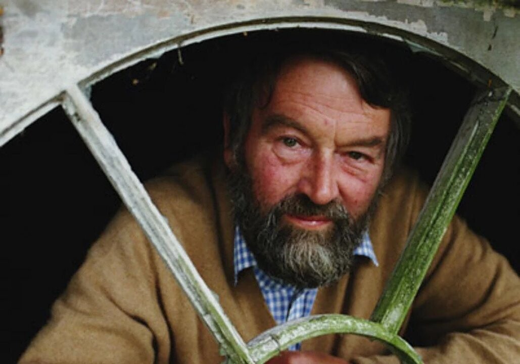 С переизданием «Мага» Джона Фоулза публика вновь знакомится с классикой