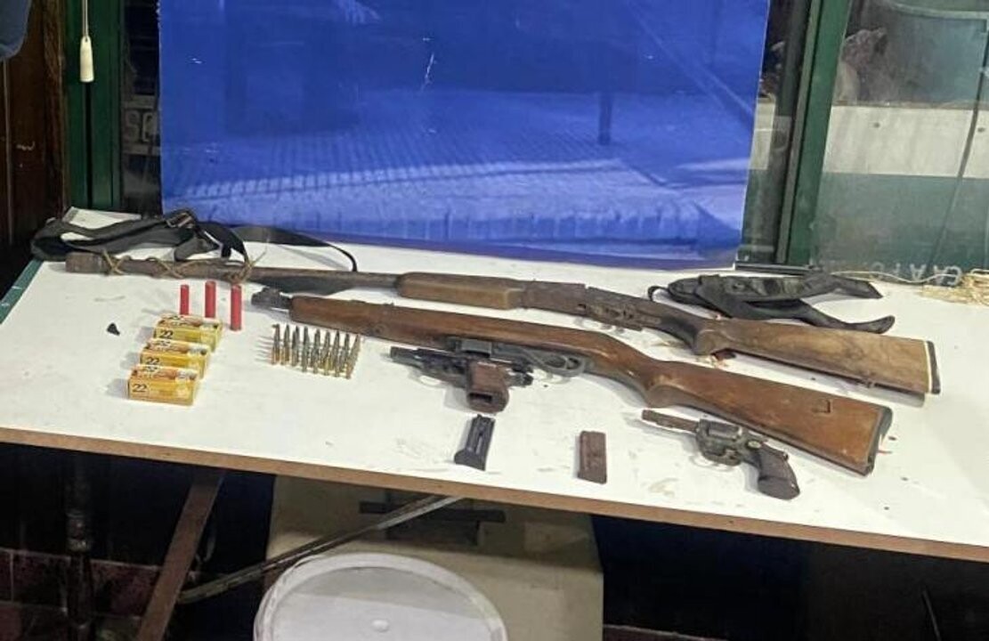 Weapons confiscated after gender violence report