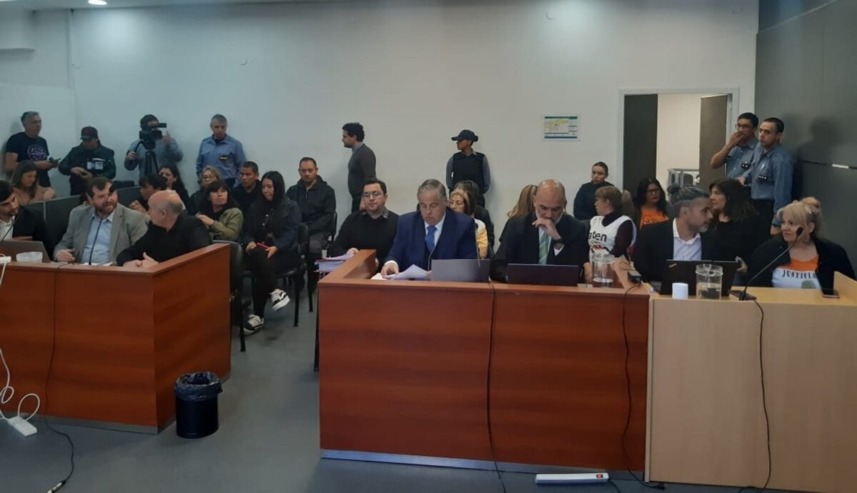 Мужчину оставят под стражей по делу об убийстве женщины в Рио-Негро