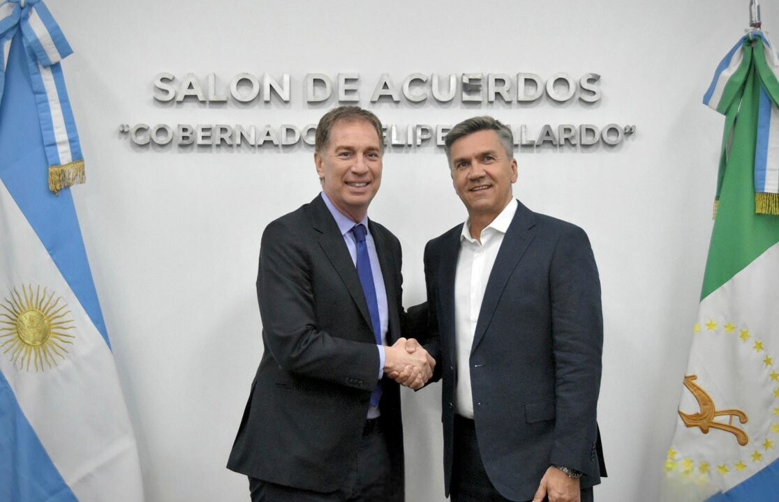 阿根廷内政部长在劳动改革投票前与查科省长会晤