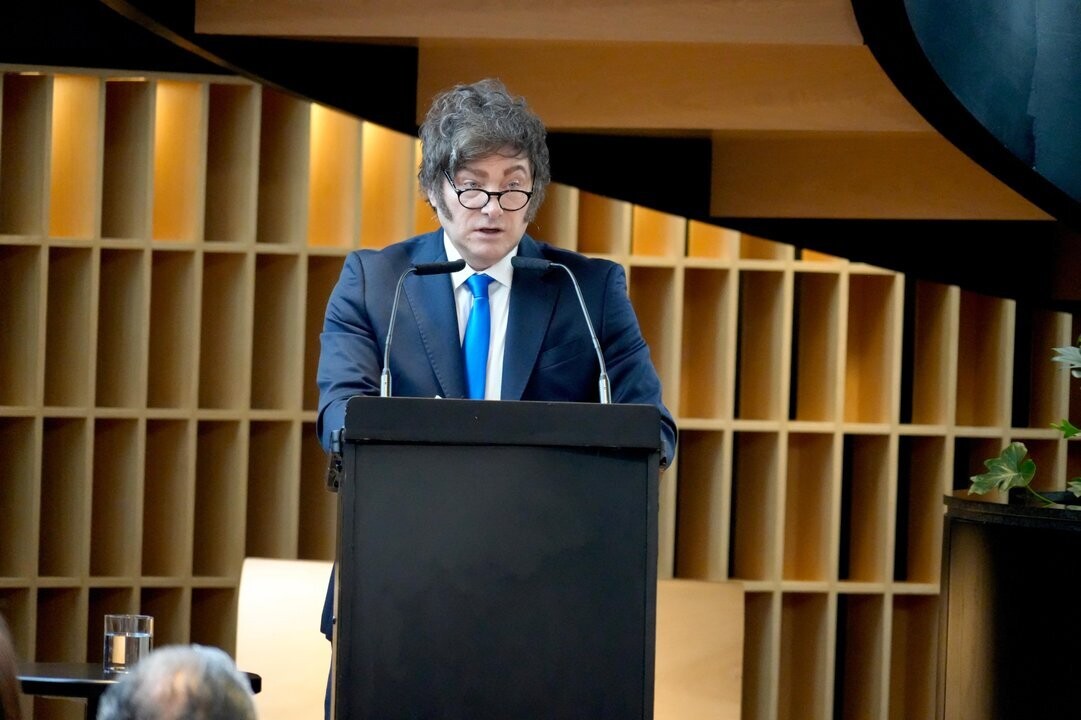 Милеи призвал аргентинцев «пристегнуть ремни» в преддверии новых реформ