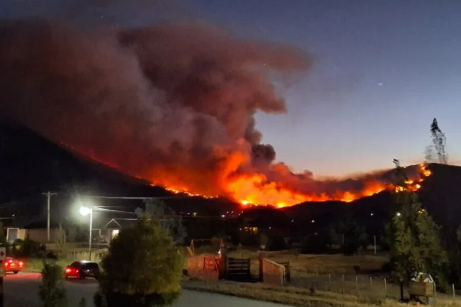 Patagonia Network Urgently Asks for Firefighting Help