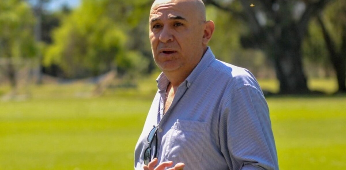 El presidente de Gimnasia rescindirá el contrato del futbolista por el incidente en el avión