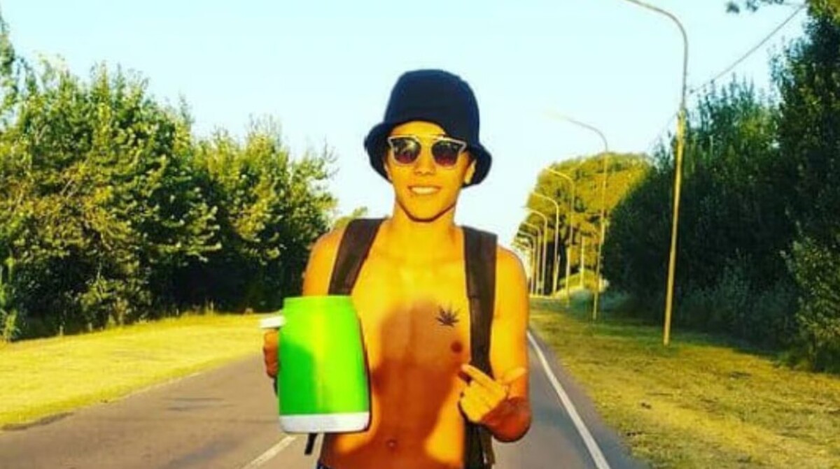 Молодого человека зарезали на выходе из дня рождения его девушки