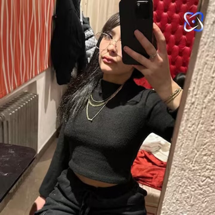 Семья Лары Гутьерrez посетило кладбище через два месяца после ее убийства