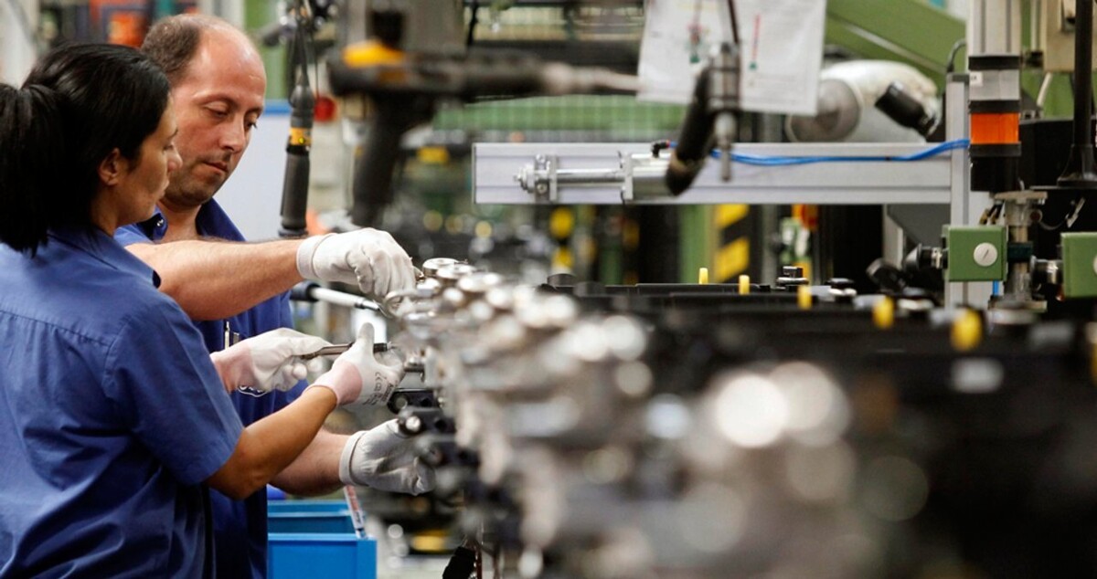 Mercado laboral argentino: continúa la caída del empleo