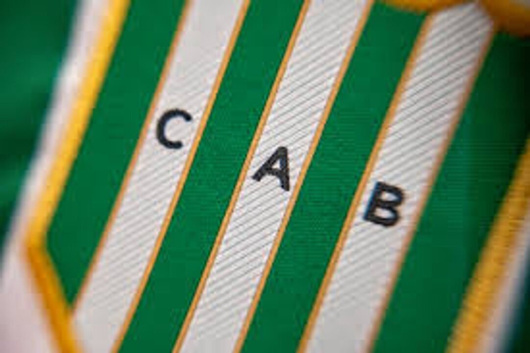 Банфилд снял все запреты и может регистрировать игроков