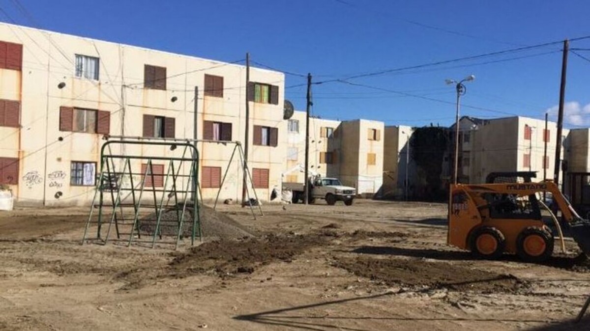 Обрушение крыша в жилом комплексе Комодоро-Ривадавия