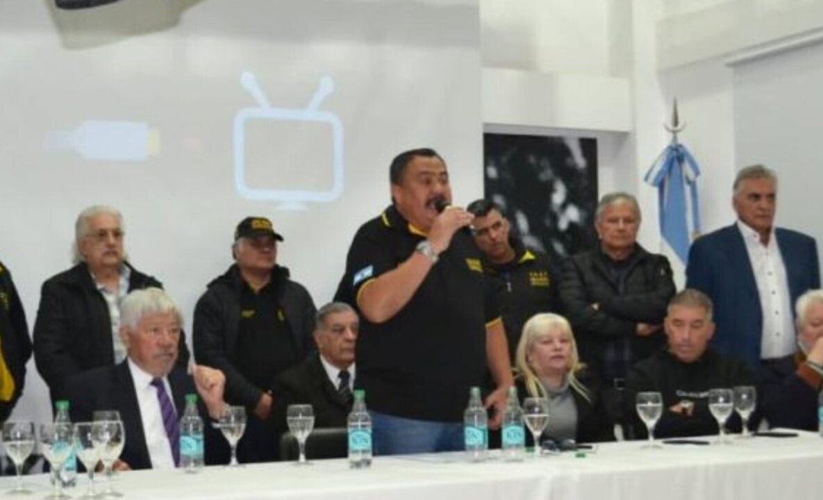 Профсоюзный активист критикует Президента за его политику и просит встретиться с работниками