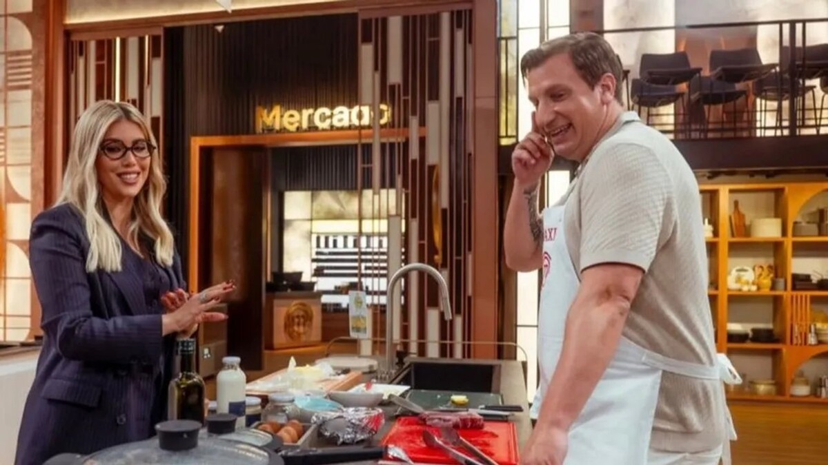 Макси Лопес готовит романтический ужин для Ванды Нары в MasterChef