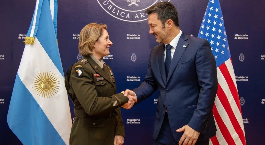 Министр обороны Аргентины укрепляет отношения с США и НАТО во время европейского тура