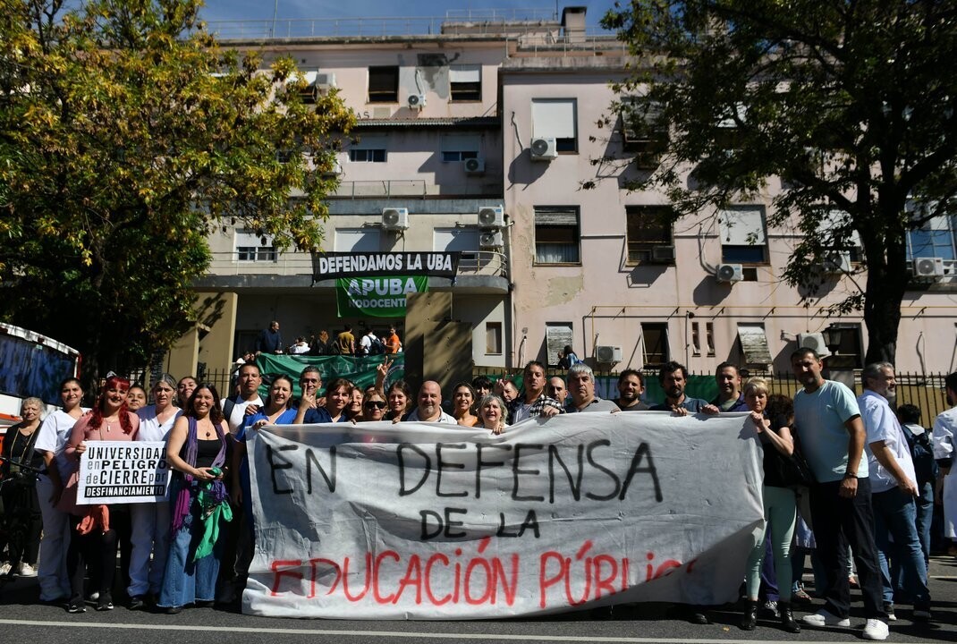 Преподаватели университетов начинают забастовку в Буэнос-Айресе