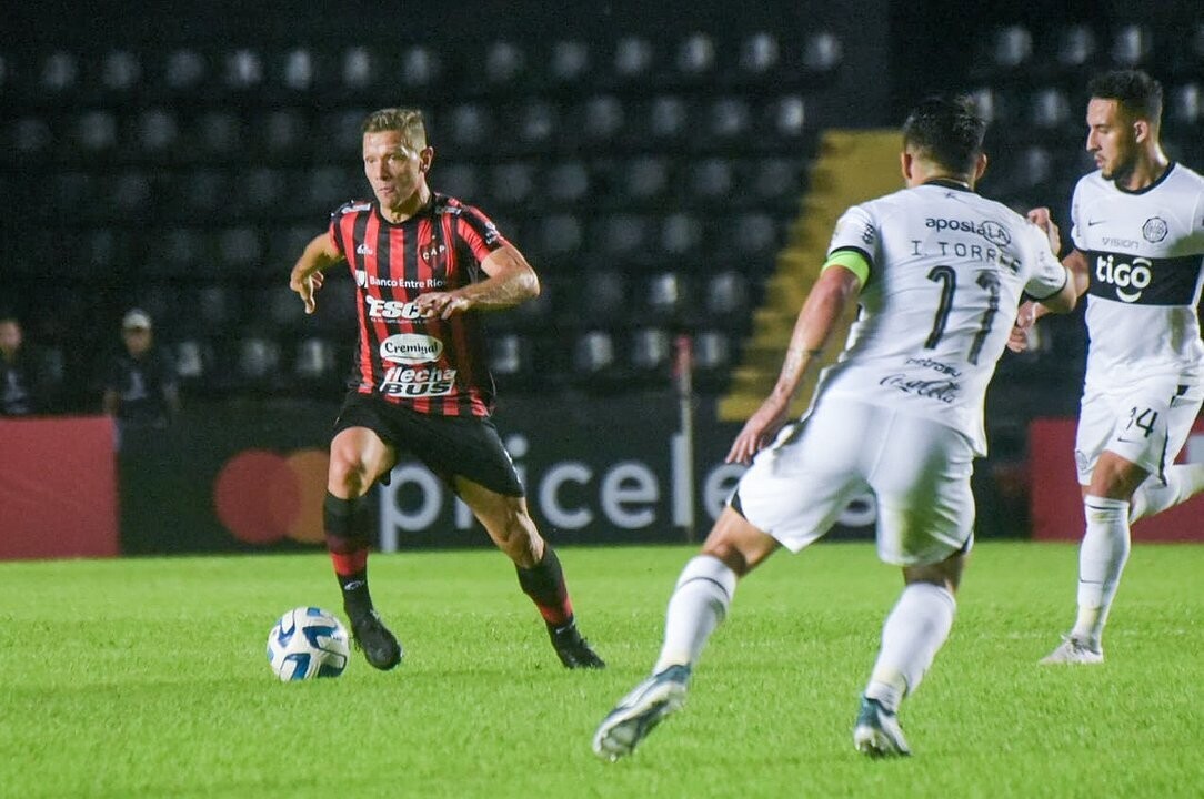 Argentina's Football Crisis: Chaos Leads to Decline in Copa Libertadores