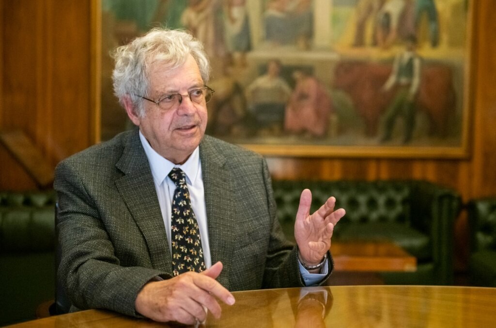 Rubinstein Critiques Economic Achievements of Milei