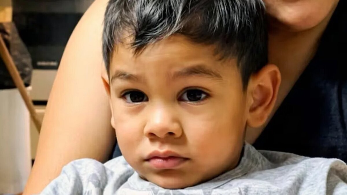 Juez que dio tenencia al niño asesinado tenía graves cargos contra la madre