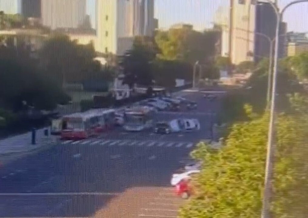 Car Overturns in Buenos Aires After Collision