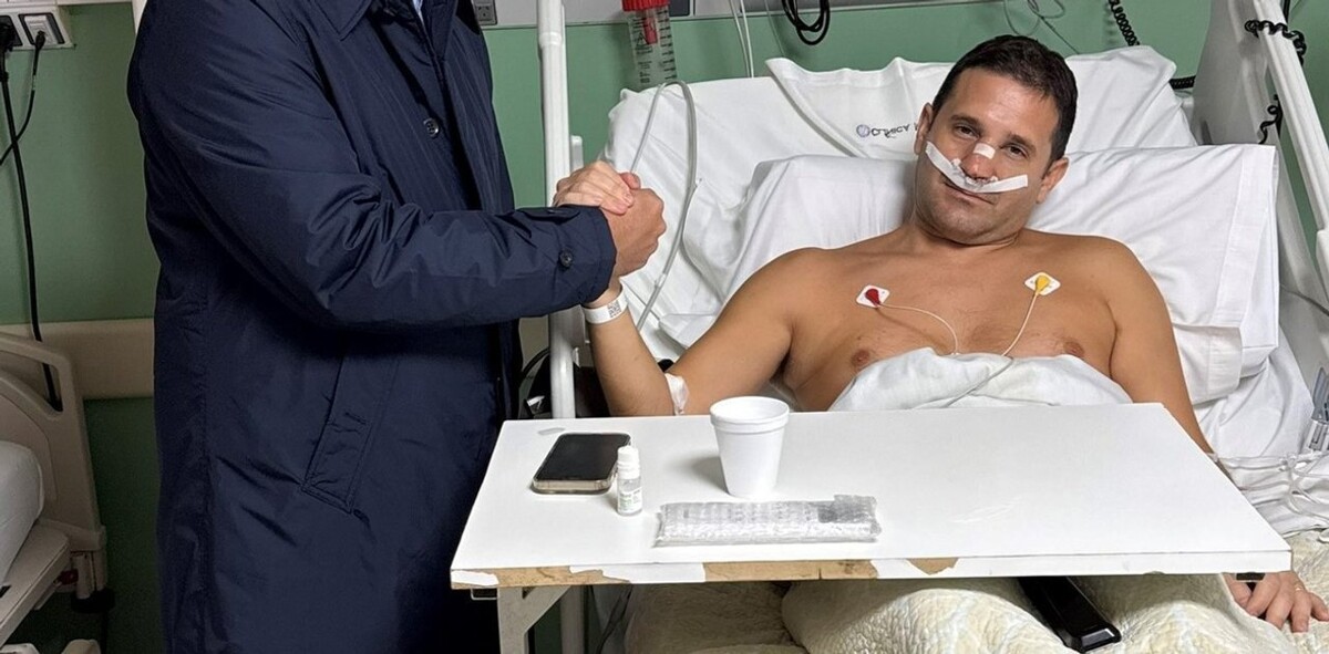 Жестокое нападение на депутата LLA, помогавшего пострадавшим от наводнений в Тукумане