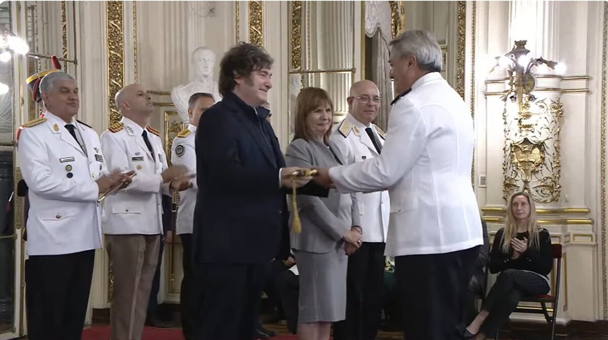 Milei Leads Security Forces Promotion Ceremony