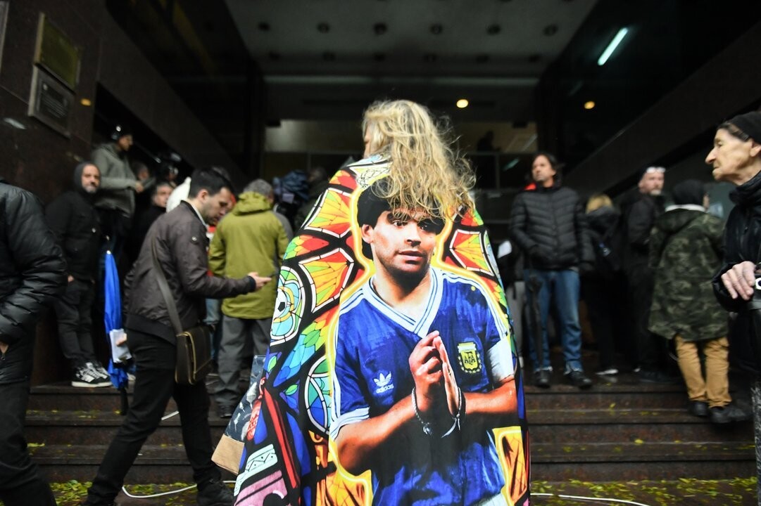 Суд в Аргентине назначил дату начала процесса по делу о смерти Марадоны