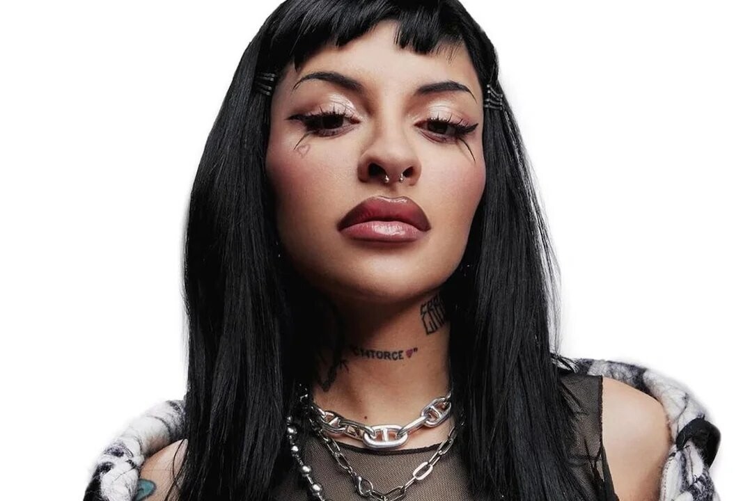 Argentina to Debate "Cazzu Law" to Protect Children's Rights