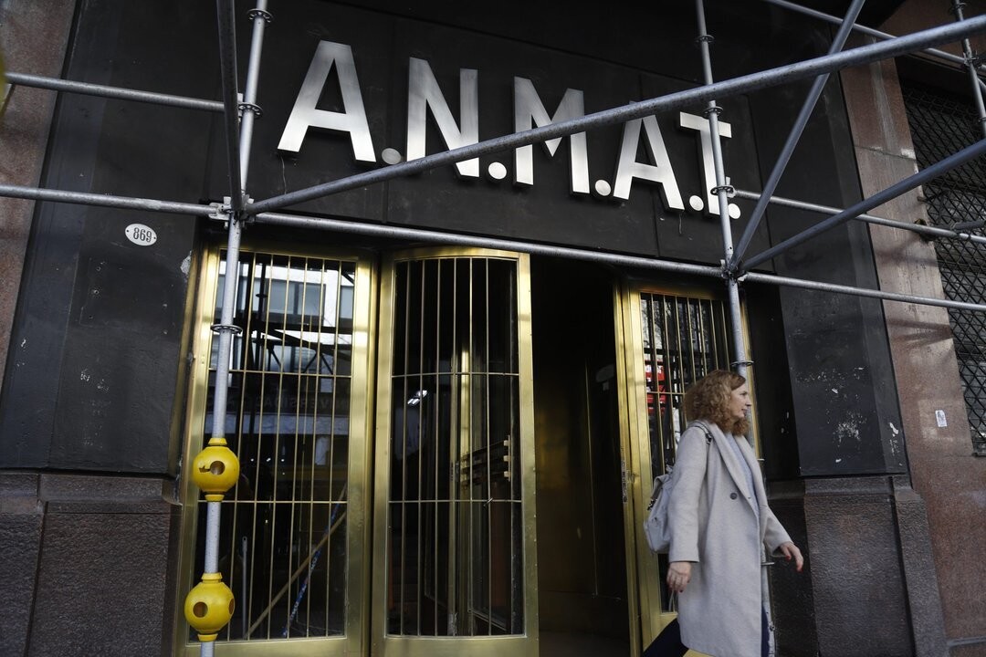 ANMAT Prohibits Sale of Illegal Surgical Instruments in Argentina