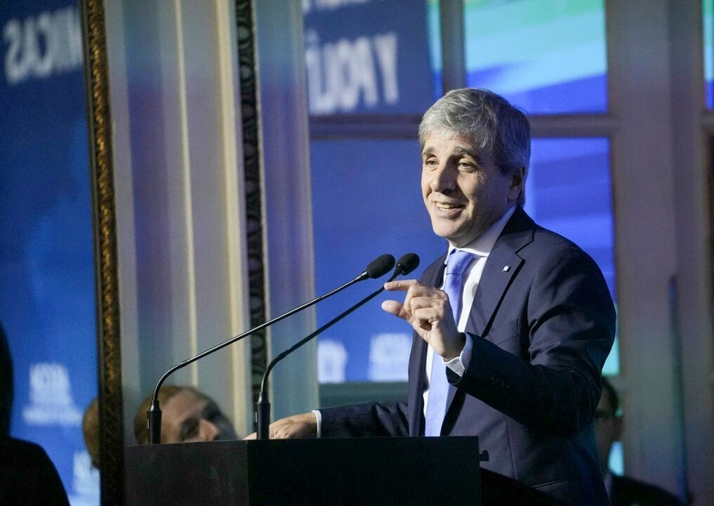 Argentina Eliminates Mobile Phone Import Tariffs