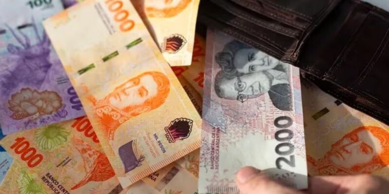 Новое повышение зарплаты для работников здравоохранения в Аргентине