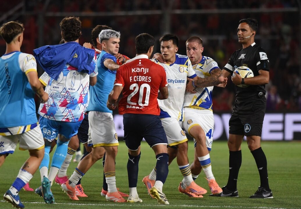 Санкции с игроков «Индепендьенте» сняты