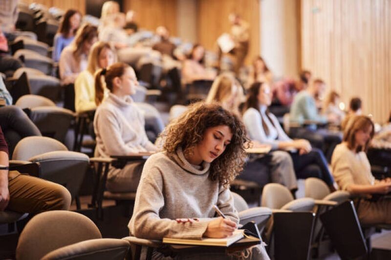 Majority Reaffirms Support for Public Universities in Argentina