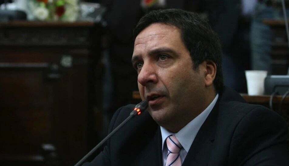 В Аргентине ищут нового министра обороны