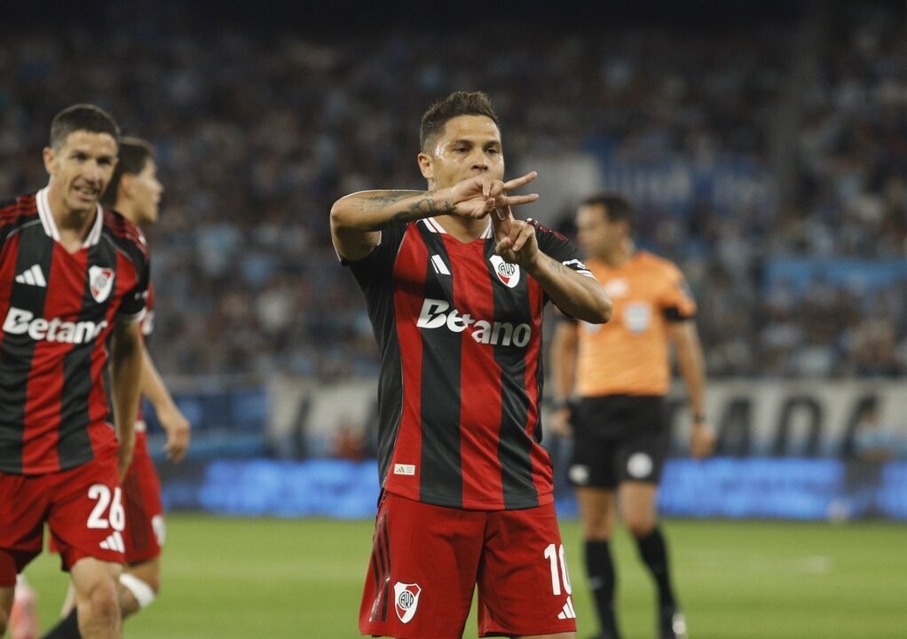 River domina en los primeros minutos del partido