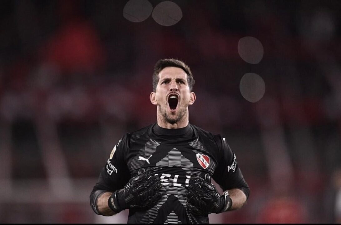 独立队门将评论阿韦亚内达德比中的点球