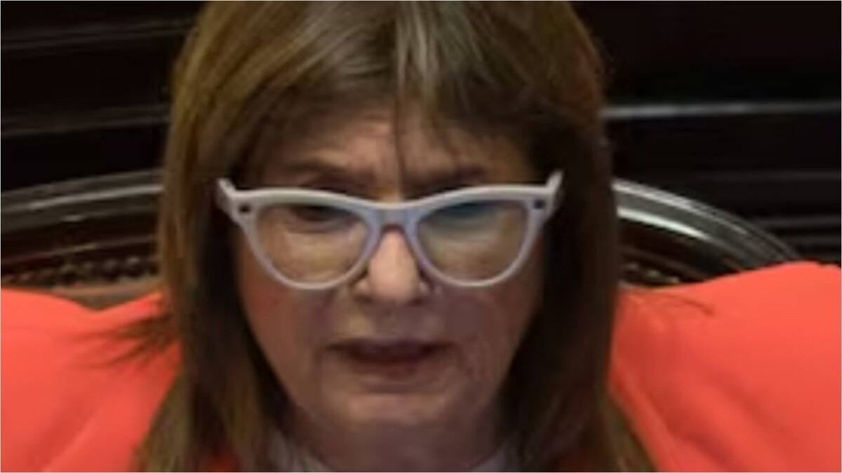 Буллрич опровергает слух о технологических очках в Сенате