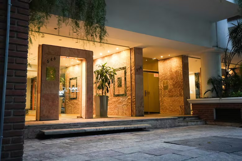 Расследование продажи недвижимости в Аргентине