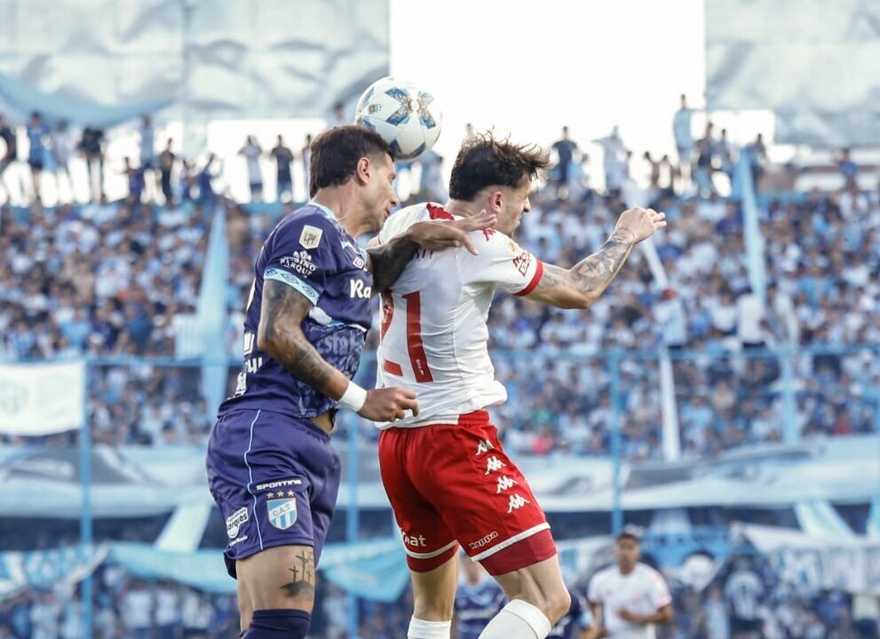 Huracán seeks to lead the Professional League against Atlético Tucumán