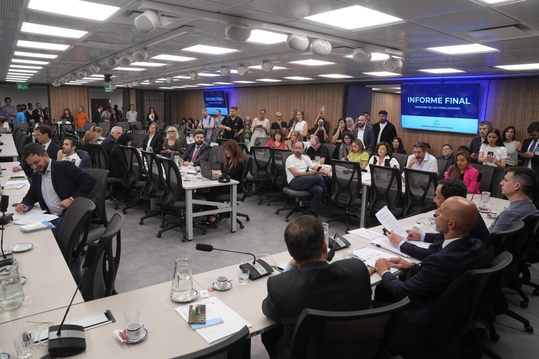 Комиссия в Аргентине призвала расследовать президента за продвижение криптовалюты