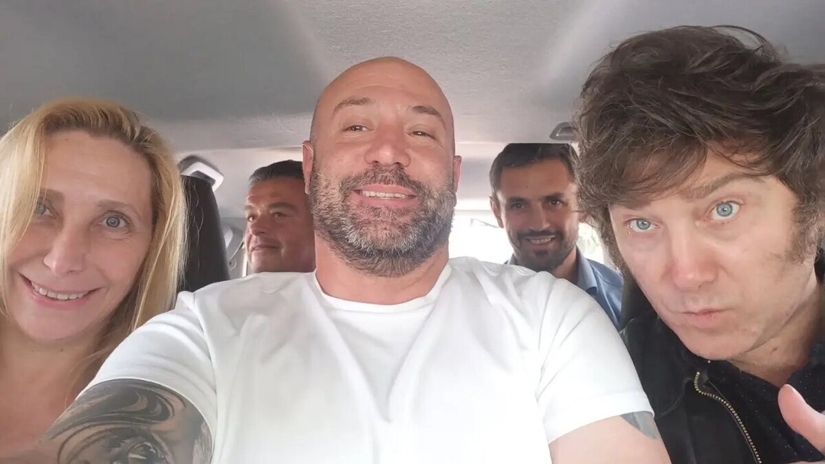 Бывший глава ANDIS даст показания по делу о взятках