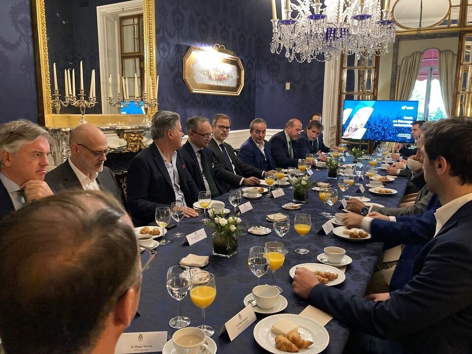 Система VISEC Аргентины представлена в Европе для поставки мяса и сои без дефорестации