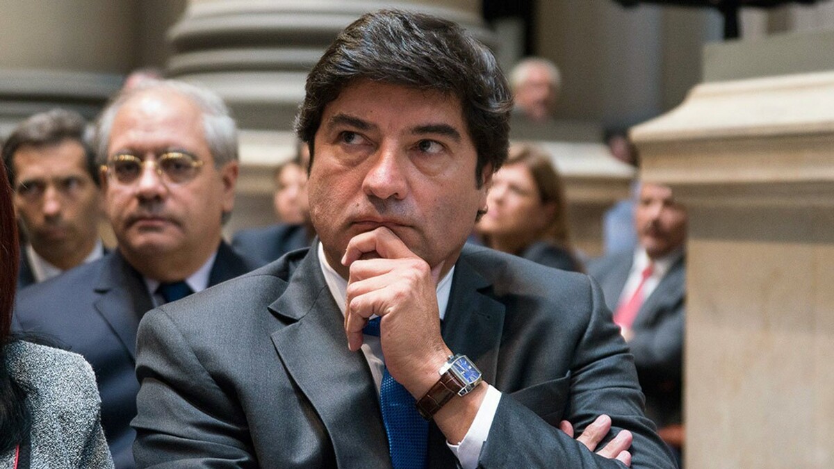 Аргентинский суд отменил закрытие дела о смерти солдата и приказал продолжить расследование