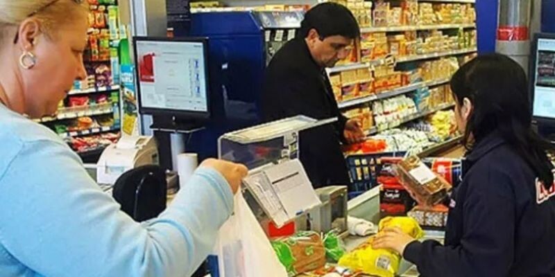Увеличение зарплаты для сотрудников торговли в Аргентине