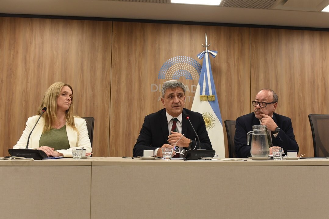 Deputy Pablo Yedlin Assumes Presidency of Families Commission, Calls to Overcome Political Divide