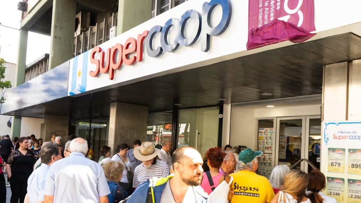 Supercoop's Return: Historic Chain Opens Stores in Buenos Aires