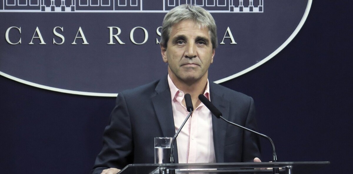 Аргентина ослабила валютные ограничения