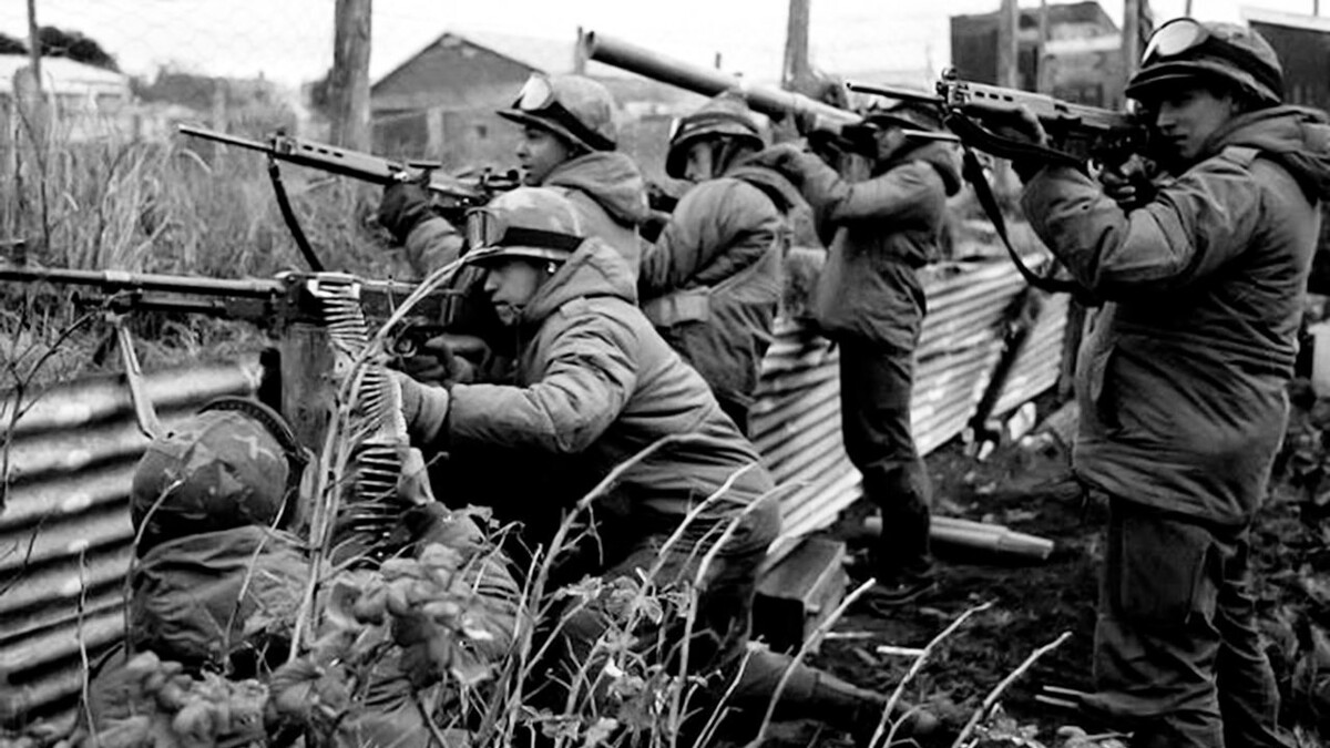 Admiral Büsser's Speech Before the Falklands Landing