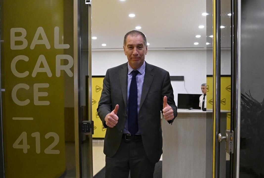 PRO Deputies Hold Camaraderie Barbecue After Interior Minister Confirmation