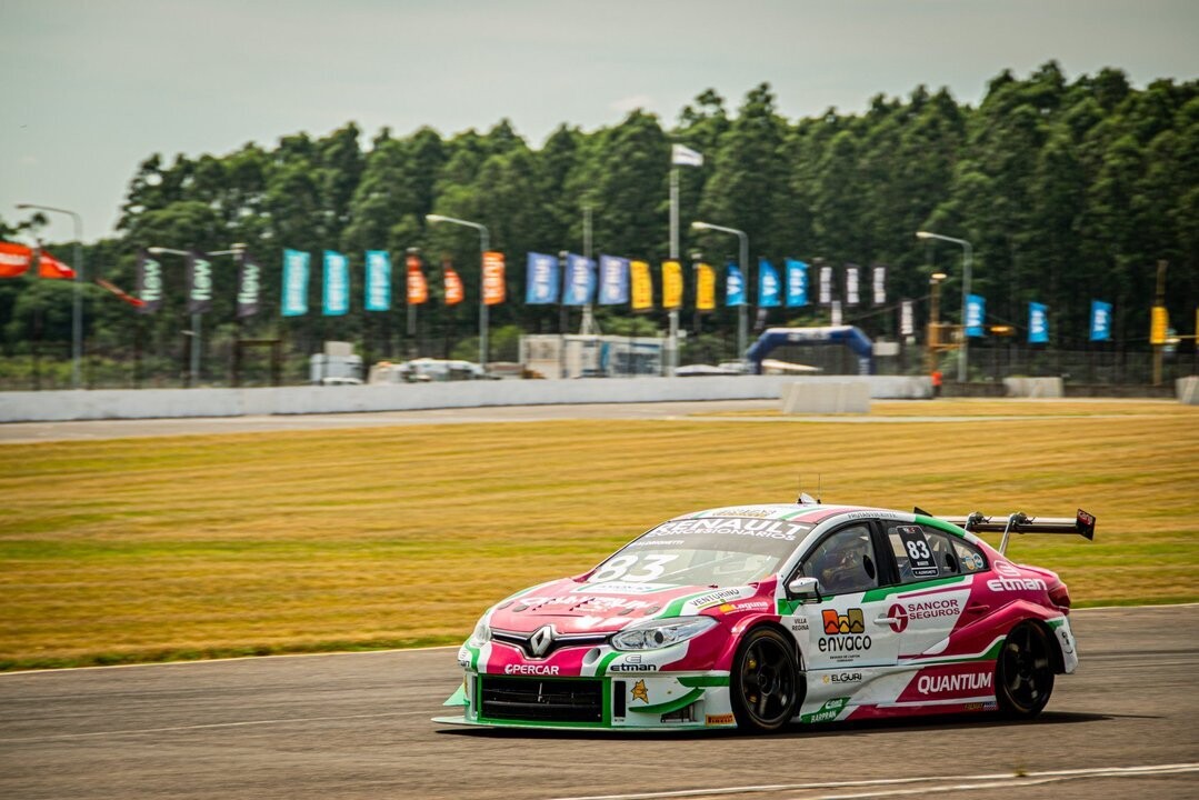 Факундо Альдригетти побеждает на гонке TC2000 в Буэнос-Айресе