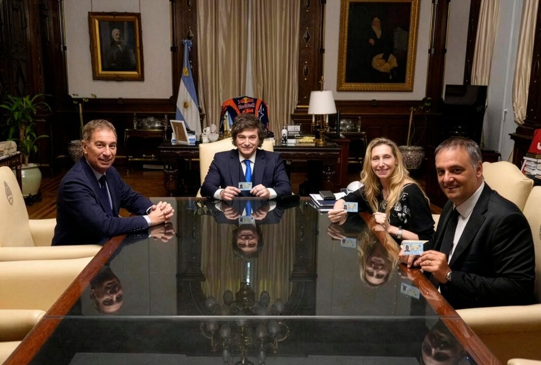 Argentine Interior Minister Accuses Kirchnerismo of Scandal Over Cabinet Chief's Wife